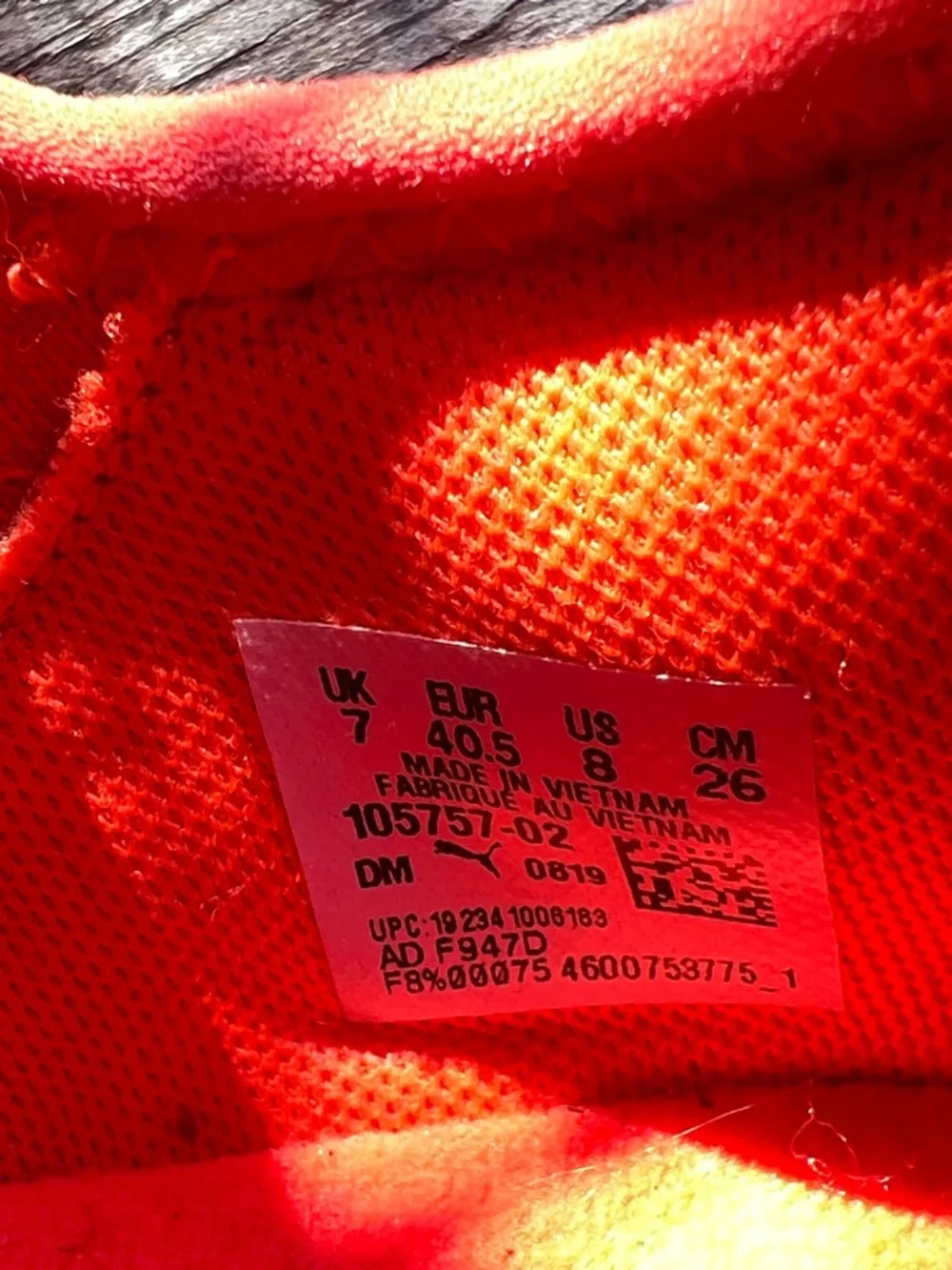Puma bold red